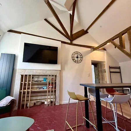 Perfect Pied-a-terre In ديجون